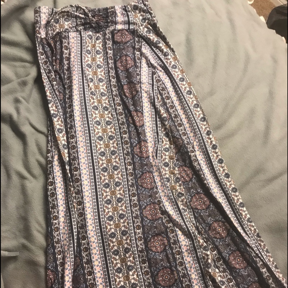 Long skirt with flowers